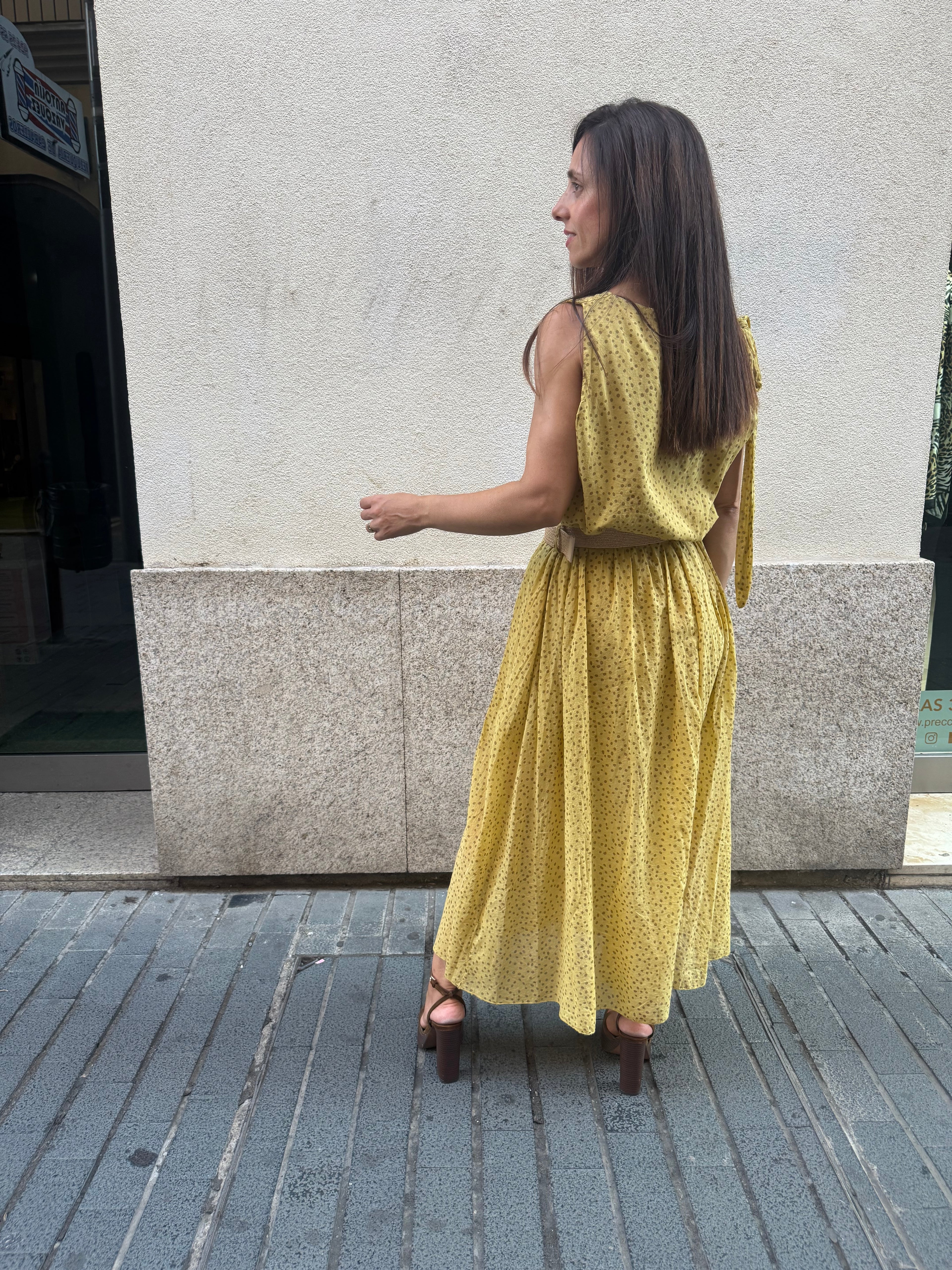 Total LooK CANDELA